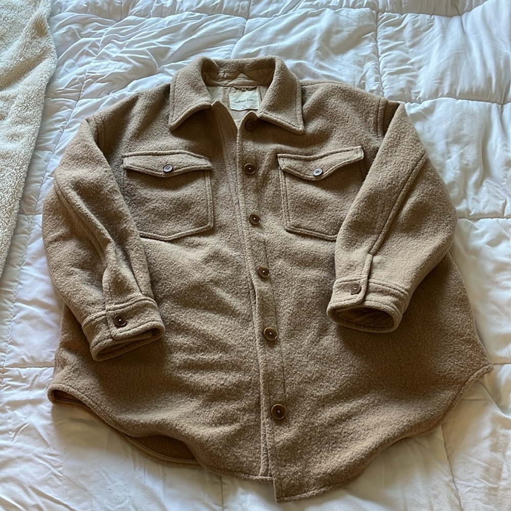 Aritzia Wilfred Free Ganna 100% Merino Wool Tan Jacket/Shacket